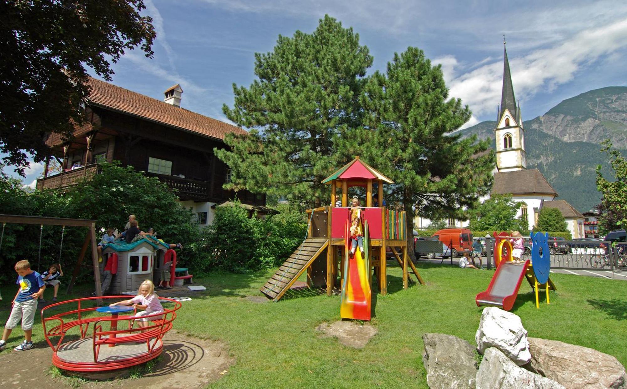 Gartenhotel Maria Theresia Hall in Tirol Kültér fotó