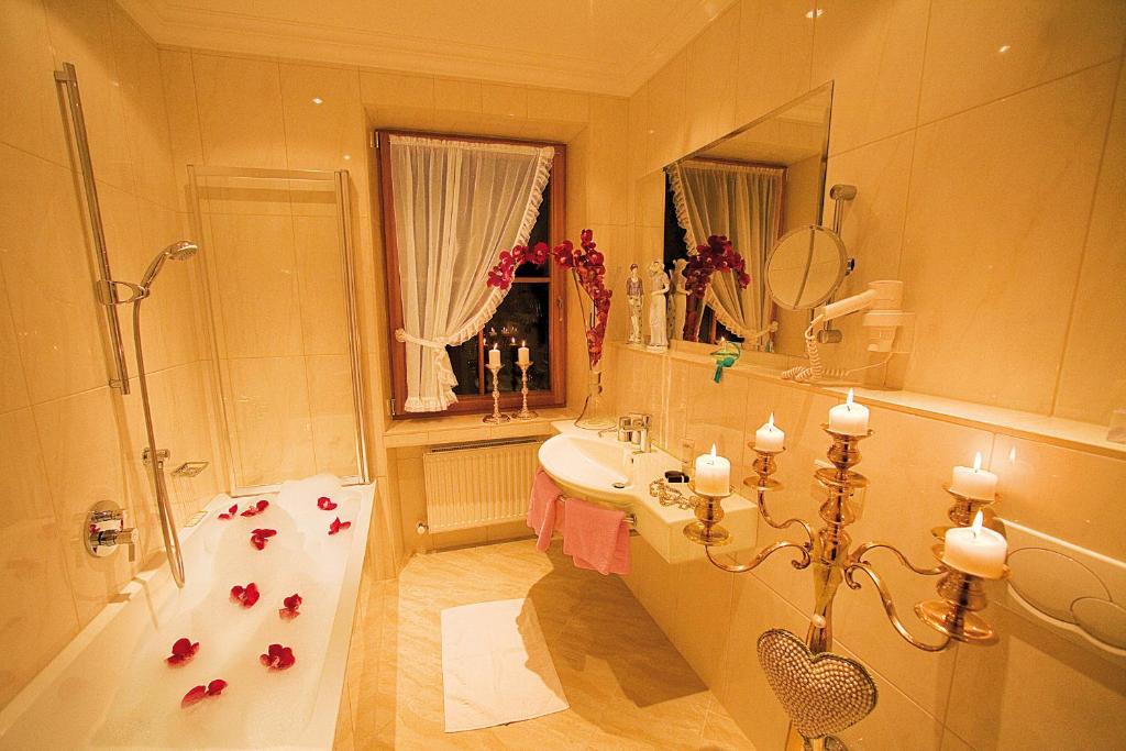 Gartenhotel Maria Theresia Hall in Tirol Szoba fotó