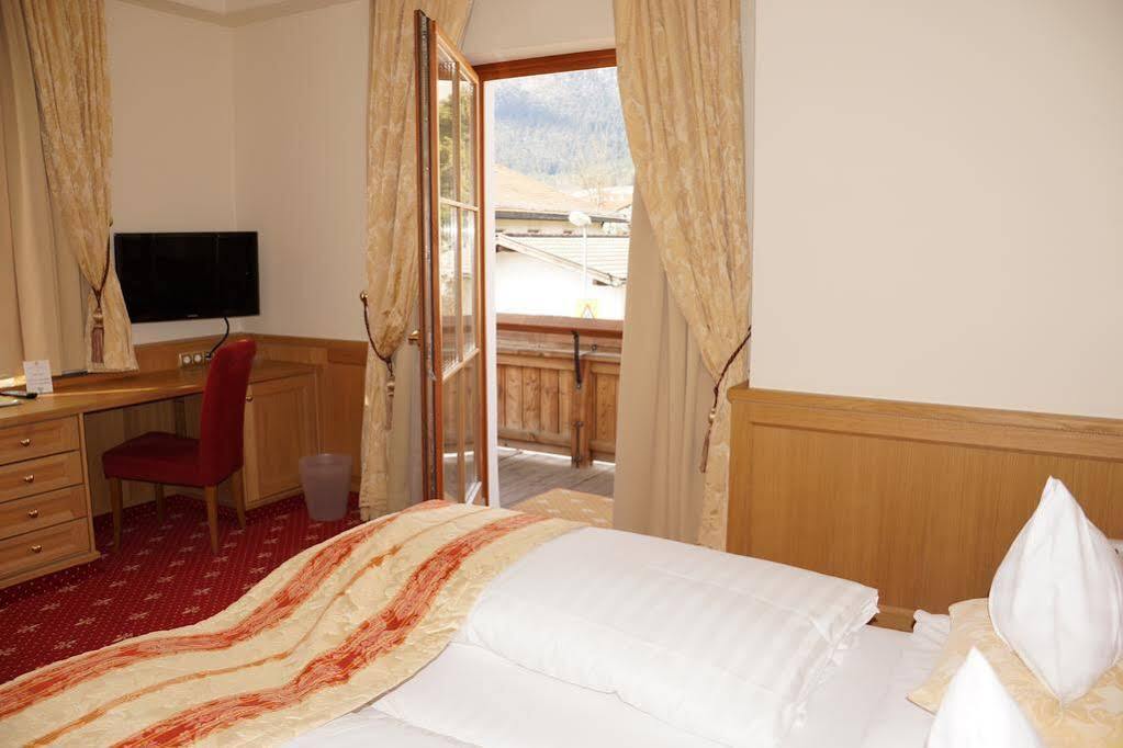 Gartenhotel Maria Theresia Hall in Tirol Kültér fotó